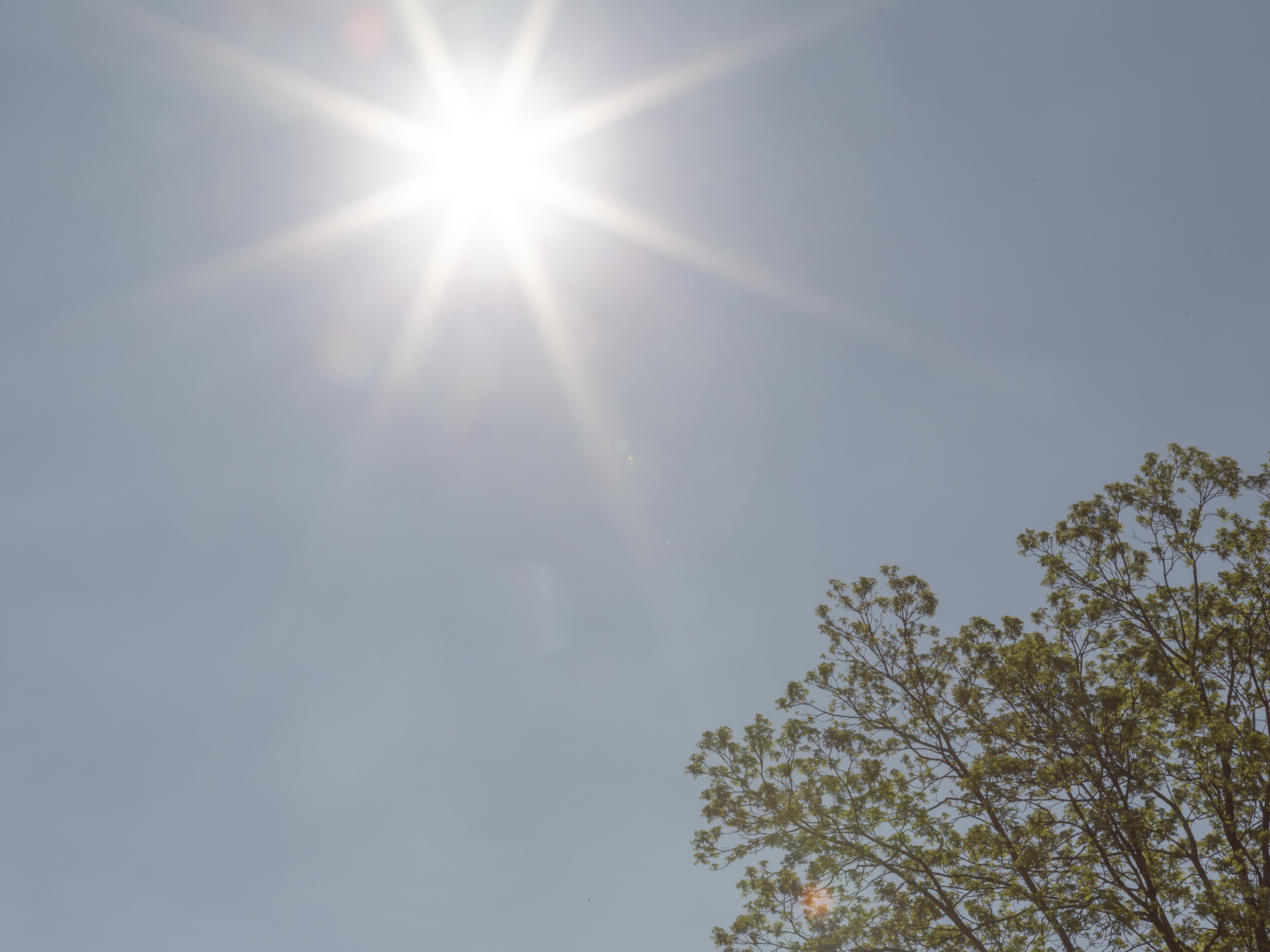 Tempo firme e temperaturas amenas no Estado no início da semana O