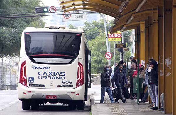 Após paralisação na terça-feira, ônibus voltam a circular em Caxias do Sul