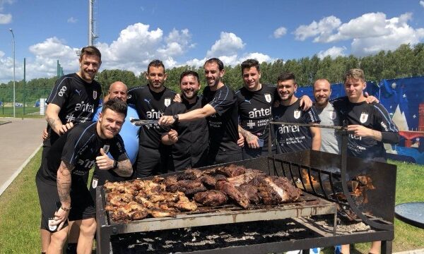 Seleções de Argentina e Uruguai levam toneladas de carne para a Copa do Catar