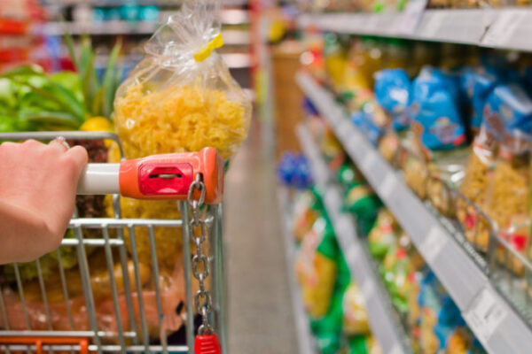 Réveillon altera horários de supermercados no Estado