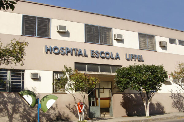 Por falta de anestesistas, maternidade do Hospital Escola de Pelotas altera horário de atendimento