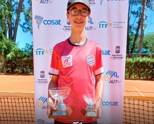 Atleta da Sogipa conquista duas medalhas em torneio internacional de tênis no Uruguai