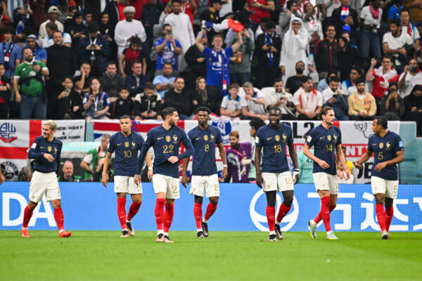 Com pênalti perdido por Harry Kane, França bate a Inglaterra e avança para as semifinais