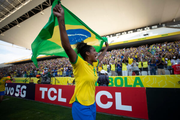 CBF cogita sediar Copa Feminina de 2027 no Rio de Janeiro