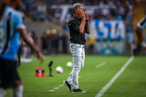 Renato classifica como “palhaçada” postura do Brasil-Pel; Zimmermann reage dizendo que se inspirou no técnico do Grêmio