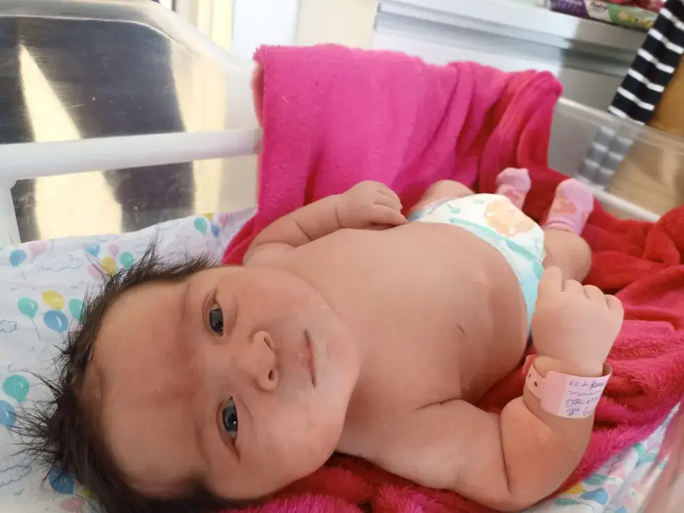 Bebê com mais de 5kg nasce em hospital de Santa Catarina  