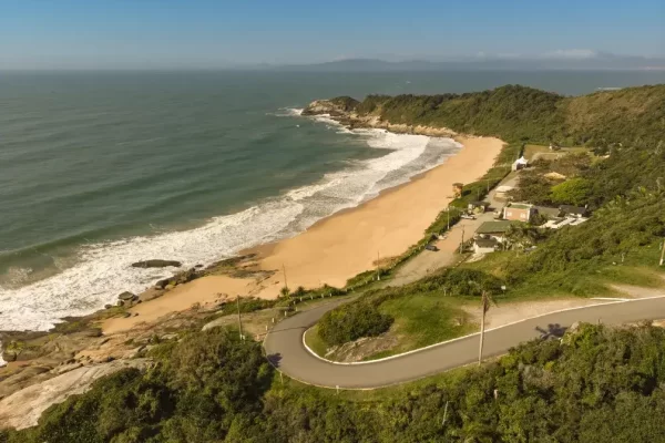 Santa Catarina concentra o maior número de praias naturistas do País