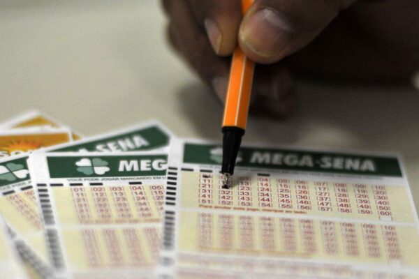 Três apostas dividem mais de R$ 52 milhões no concurso 2.565 da Mega-Sena