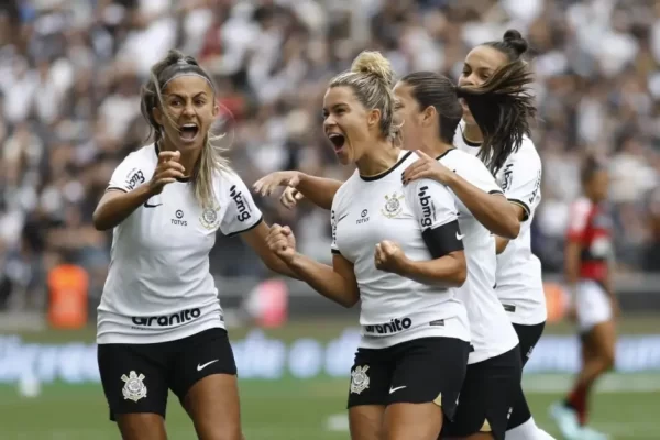 Corinthians é bicampeão da Supercopa Feminina 
