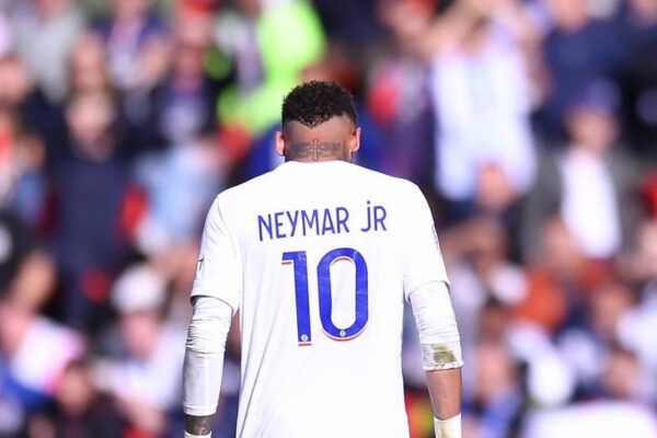 Neymar é desfalque em 1 a cada 5 jogos por lesões desde que chegou à Europa
