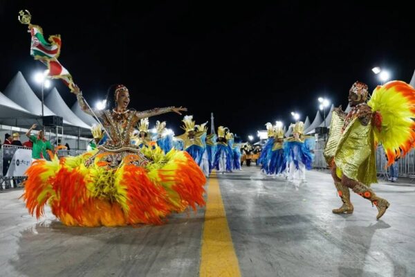 Carnaval de Porto Alegre: saiba tudo sobre os desfiles do Porto Seco nesta sexta e sábado