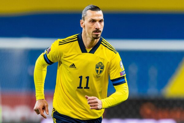 Aos 41 anos, Ibrahimovic é convocado pela seleção sueca para disputar as eliminatórias da Eurocopa