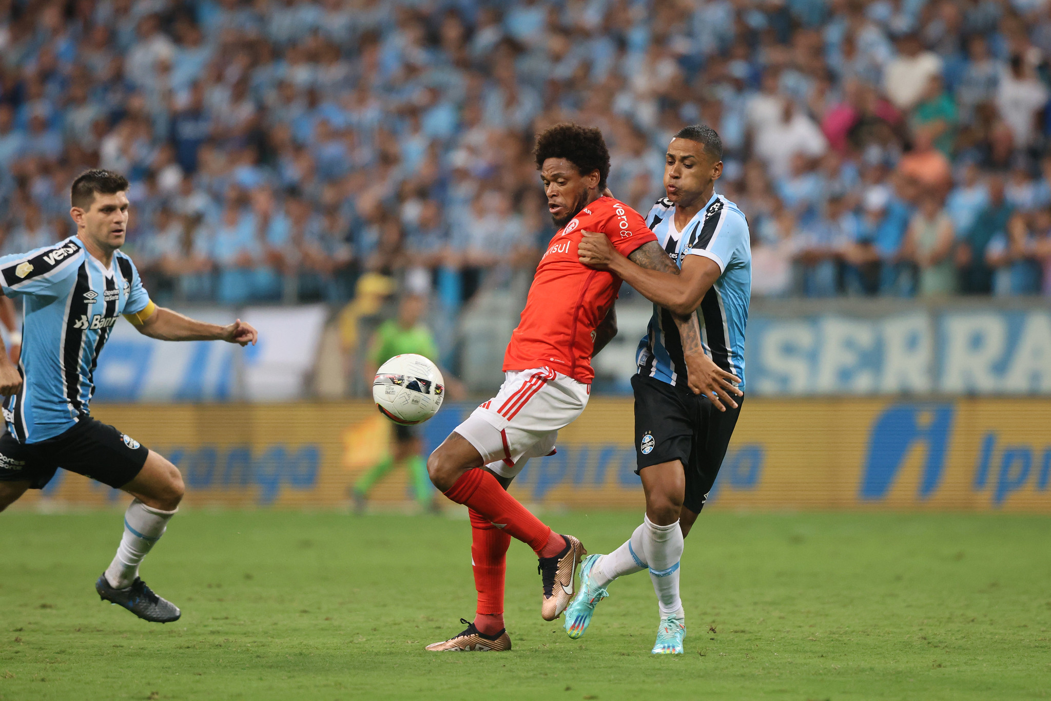 Grêmio reintegra ao plantel atacantes emprestados para o Caxias no Gauchão  Ipiranga - O Bairrista