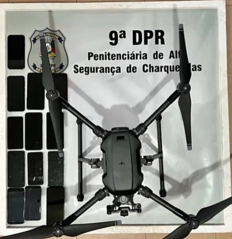 Polícia apreende drones com drogas e 24 celulares na região da PASC 