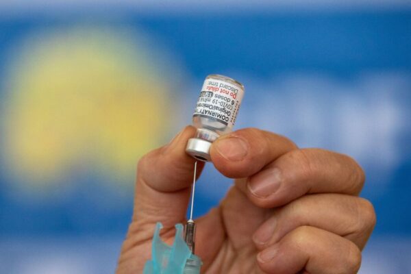 Covid-19: RS libera vacina bivalente para a população com mais de 18 anos