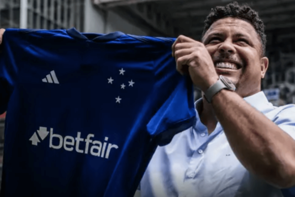 Cruzeiro encaminha pedido de rescisão com a Adidas após fornecedora chamar o Atlético-MG de “maior de Minas”