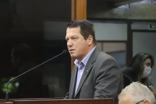 Câmara de Caxias do Sul julga nesta terça-feira cassação de vereador que fez discurso contra baianos