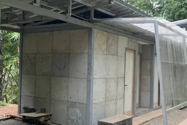 Indonésia tem primeira casa feita com fralda descartável reciclada