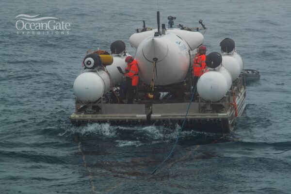 Aeronave de vigilância canadense detecta ruídos subaquáticos na busca pelo submersível Titan
