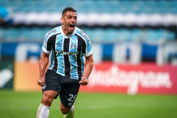 Grêmio decide não renovar contrato com Diego Souza