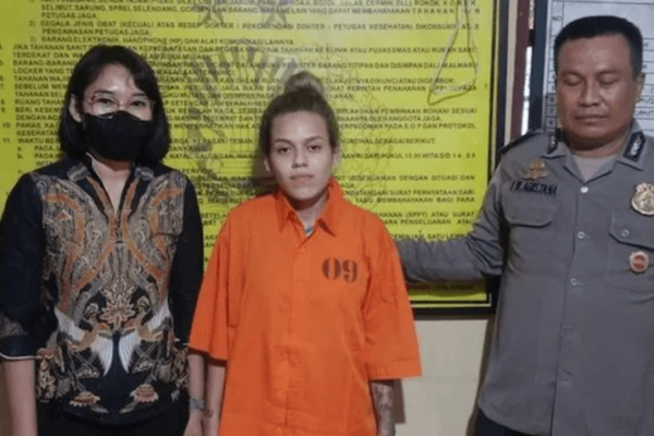 Brasileira escapa da pena de morte e é condenada a prisão na Indonésia