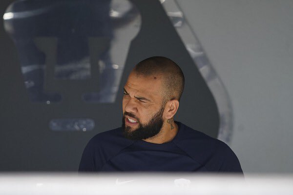 Em entrevista, Daniel Alves fala sobre caso de estupro e afirma perdoar a vítima