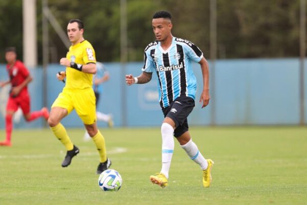 Grêmio encaminha venda de Kauan Kelvin para Braga de Portugal