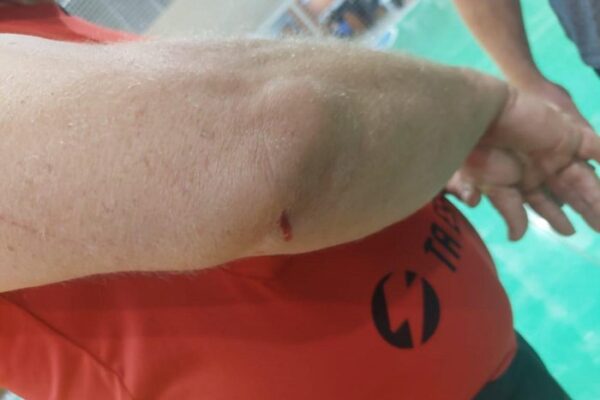 Equipe de arbitragem sofre ataques durante semifinal de Futsal em Sério