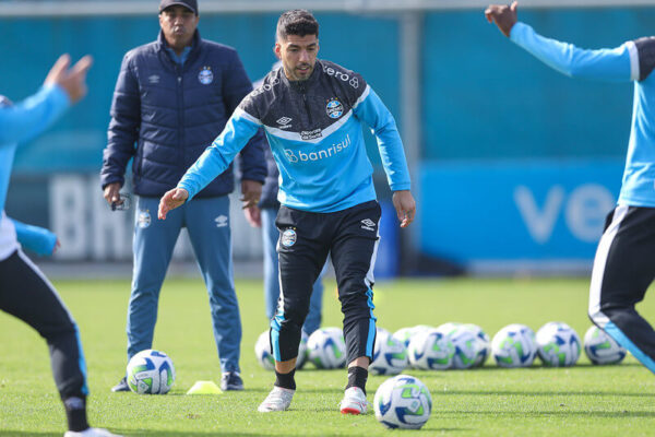 Acordo firmado: Grêmio antecipa fim do contrato com Suárez