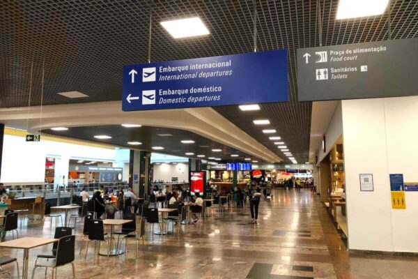 Site do aeroporto Salgado Filho informará restrições de voos