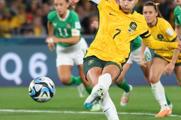 CazéTV suspende chat durante partida de Copa do Mundo Feminina devido a comentários preconceituosos