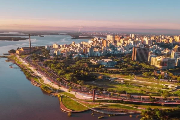 Liminar suspende obras no Parque Harmonia em Porto Alegre