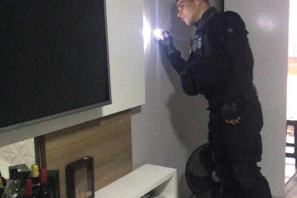 Polícia Civil realiza operação Bet contra manipulação de jogos de futebol no RS e em SC