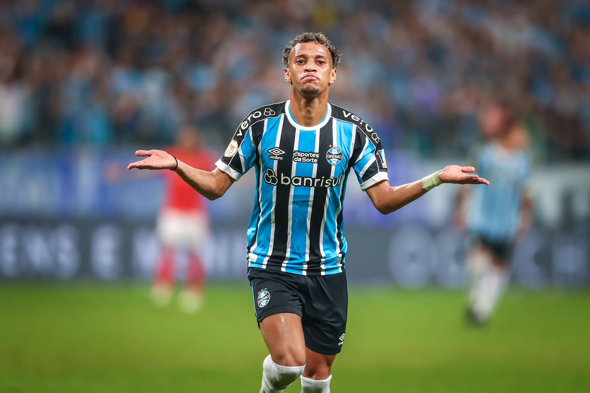 Grêmio comunica a venda do atleta Bitello