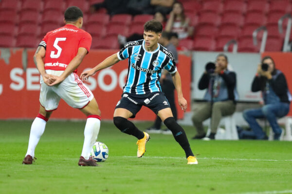 Grêmio avança em Gre-Nal Sub-20 decidido nos pênaltis na Copa do Brasil