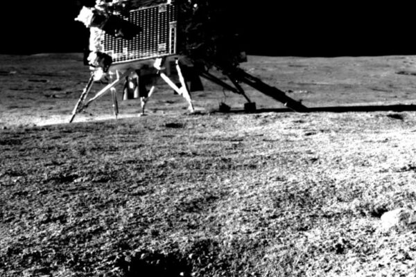 Missão indiana confirma enxofre, oxigênio e outros elementos no polo sul da Lua