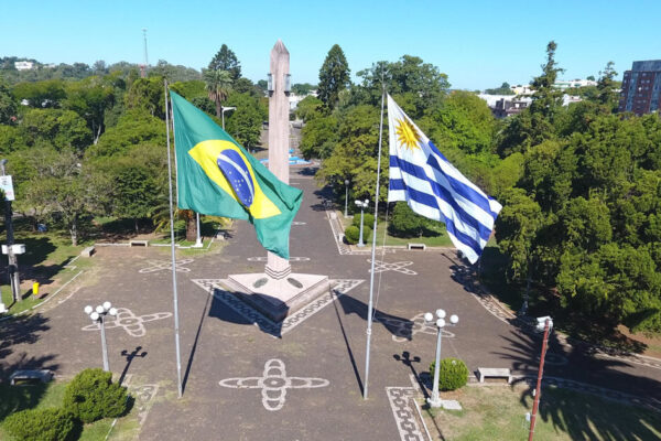Acordo entre Brasil e Uruguai visa equiparar tarifas de voos no aeroporto de Rivera