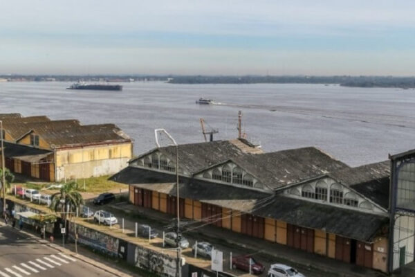Cais Embarcadero ficará fechado pelos próximos dias devido a alerta de inundação