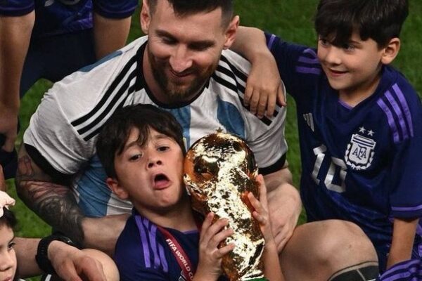 Em entrevista, Messi afirma que seu filho torce para o Real Madrid