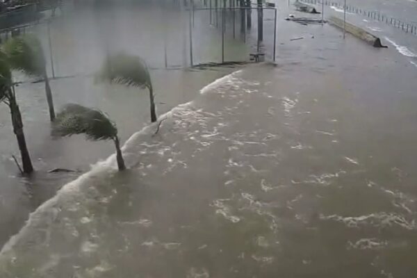 Nível de água do Guaíba chega a 3,17 metros e ultrapassa cota de inundação em Porto Alegre