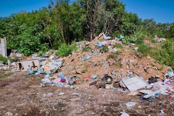 Operação de limpeza em Porto Alegre recolhe 915 toneladas de lixo após enchente