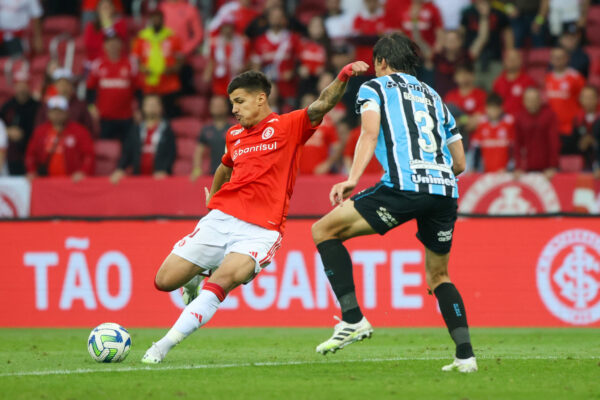 Resultado do Gre-Nal afasta chance de rebaixamento do Inter e tira Grêmio da briga pelo título; veja projeções dos clubes