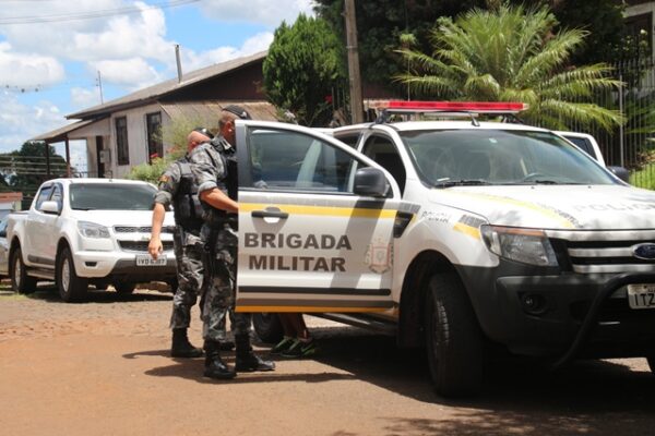 Homem é encontrado sem vida dentro do próprio carro em Erechim