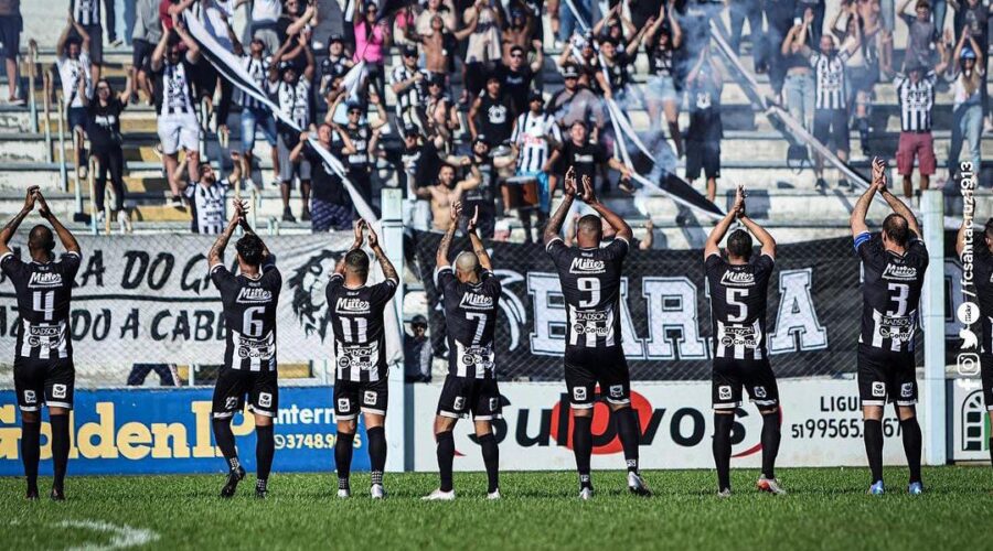 Água Santa anuncia dois jogadores para reforçar o meio de campo