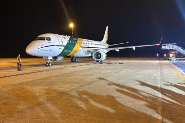 Brasília recebe voo com repatriados da Faixa de Gaza