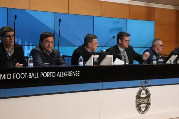 Conselho do Grêmio aprova suplementação em 2023 e aumento na folha salarial para a próxima temporada