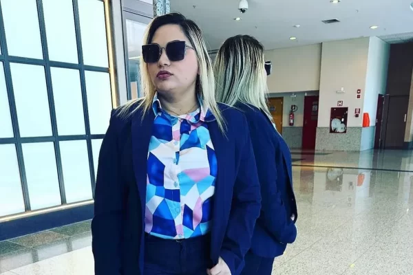 Ministério confirma que custeou passagem para esposa de chefe de facção ir a Brasília