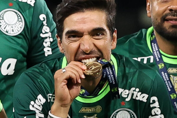 Após reunião com Palmeiras, Abel Ferreira define seu futuro