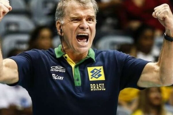 Bernardinho retorna ao comando da Seleção Brasileira masculina de vôlei