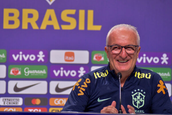 Dorival Júnior é apresentado como técnico da Seleção Brasileira: “Fazer com que a seleção seja realmente do povo”